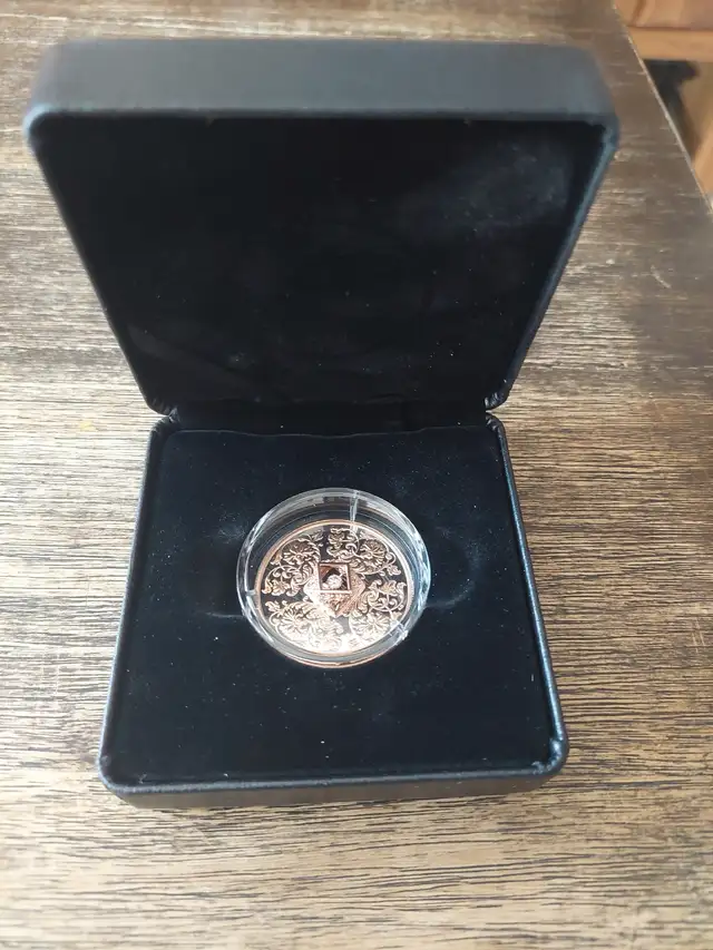 Canada diamond fire and ice solid silver diamond coin62863258532097123