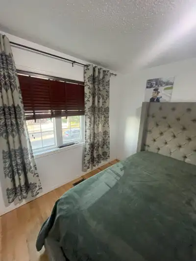 One-Bedroom for Rent in the Highway 50 & Langstaff with share amenities – Available Now A fully furn...
