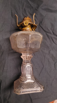Antique oil/hurricane lamp WBG Corp- Eldorado Top glass piece n/
