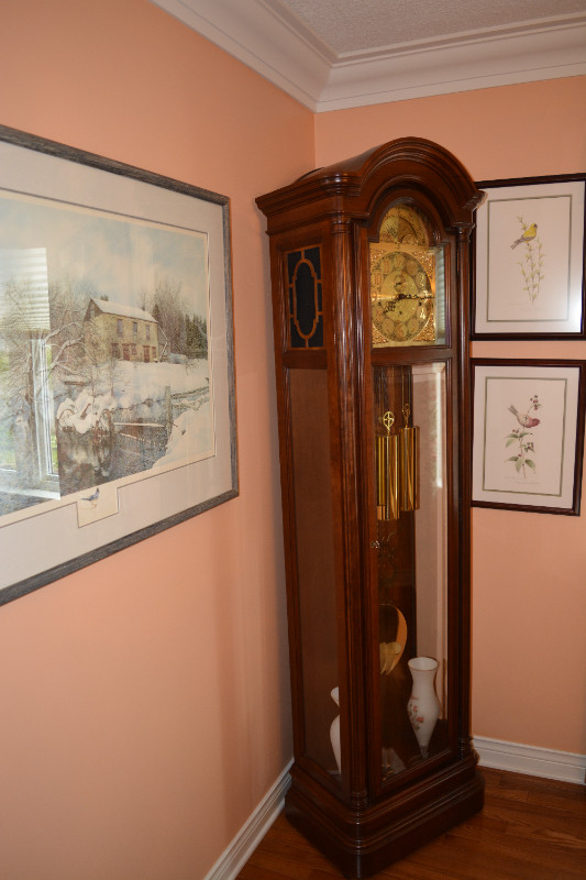 Howard Millar Grandfather Clock in Home Décor & Accents in Kingston - Image 2