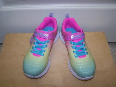 Skechers youth girls' shoes size 2.5 new, View more