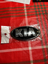 Kia rear truck emblem