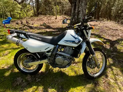 2014 Suzuki DR650 11,590km Protaper handle bars and grips FMF Exhaust Continental TKC80 Twinduro tir...