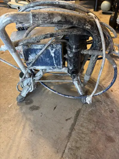 Gracco 395 Paint Sprayer, View more