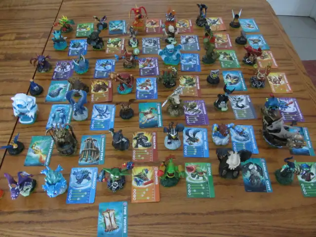 Skylanders Spyro's Adventure Figures Near Complete Set With Card in Other in Oakville / Halton Region - Image 2