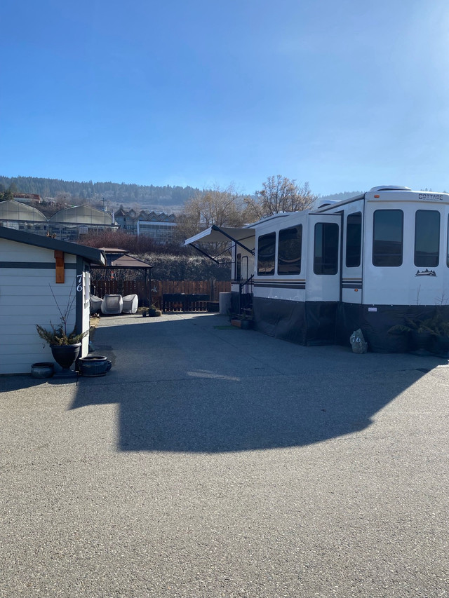 SWAN LAKE RV RESORT w Cedar Creek  40 CDL by Forest River  in Houses for Sale in Vernon