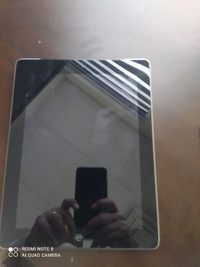tablette Apple +  i phone + photocopieuse