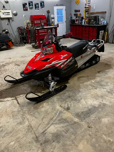 2007 Polaris switchback 600. Motor is shot. 144 x 1 3/4 track. Very good shape and still lots of goo...