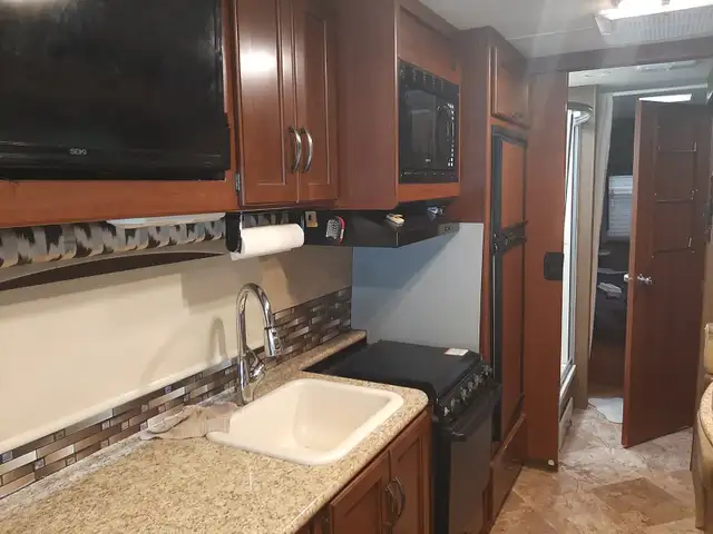 ACE Motorhome in RVs & Motorhomes in Sunshine Coast - Image 8
