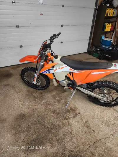I am the original owner of this beauty and took very good care of it. Engine has 60hrs on it, oil wa...