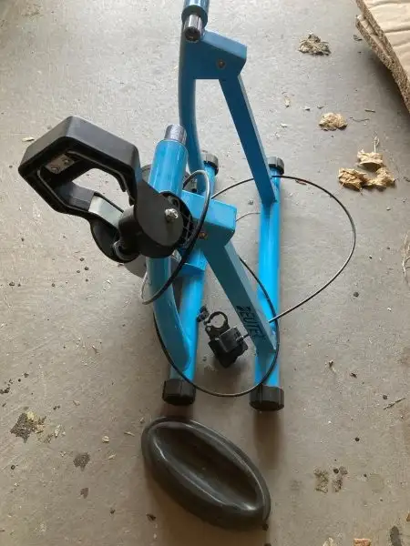 Deuter Bike Trainer MT-04 in Other in Guelph - Image 4