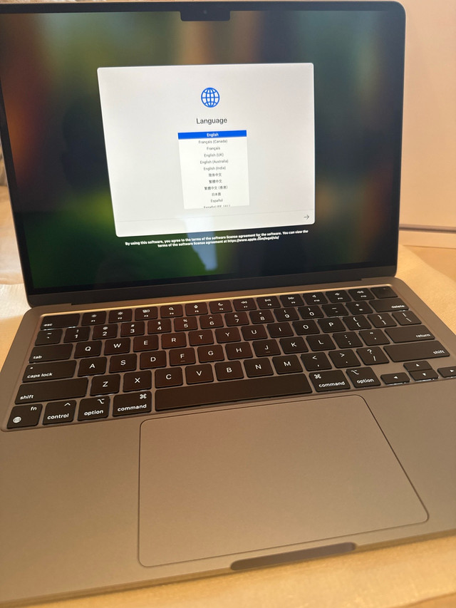 M2 MacBook Air 16Gb RAM 256Gb SSD AppleCare until Aug 2026 in Laptops in Kingston - Image 2