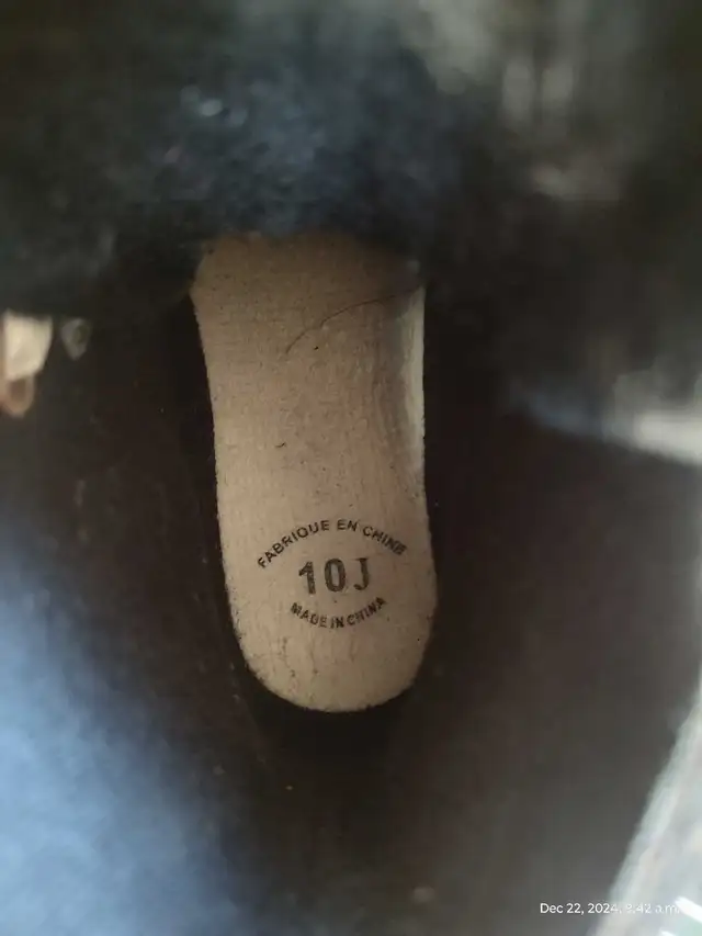 boys' skates size 10 J in Skates & Blades in Oakville / Halton Region - Image 4