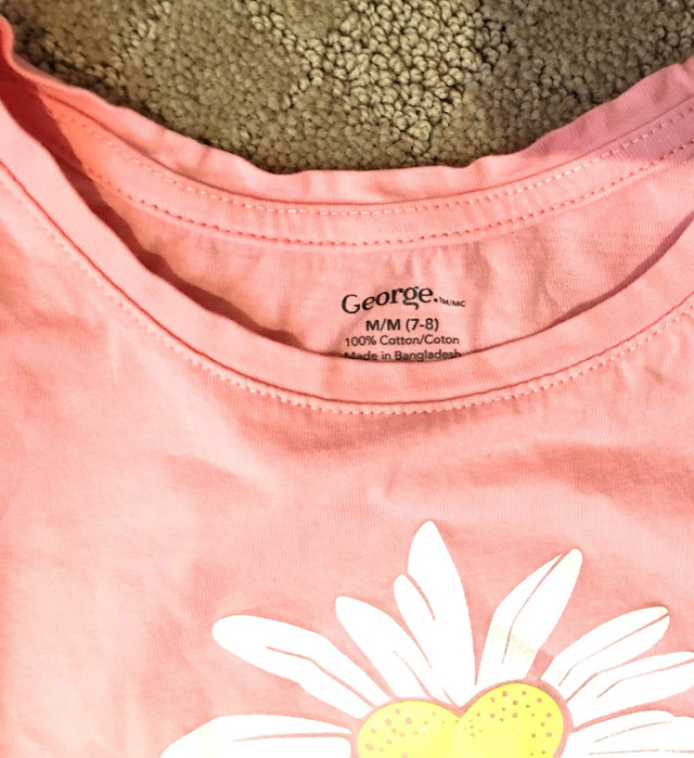 T-shirt Daisies Printed Short Sleeve Tee Tops Pink Sz 7-8 in Kids & Youth in City of Toronto - Image 2