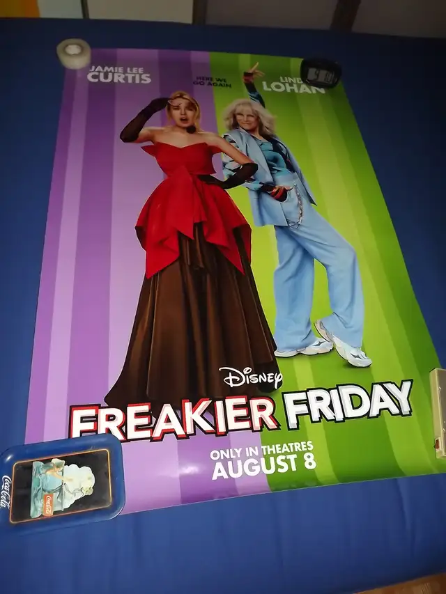 EDDINGTON 2025 RARE TEASER "BULLS" MOVIE POSTER/EMMA STONE in Arts & Collectibles in City of Toronto - Image 9