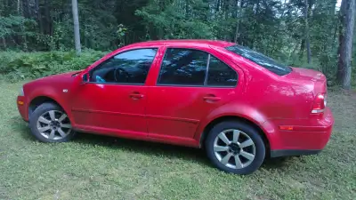 2008 Jetta City 2.0l BEV Gas engine. Runs well, stops, steers and drives. CEL is on for O2 sensor. P...
