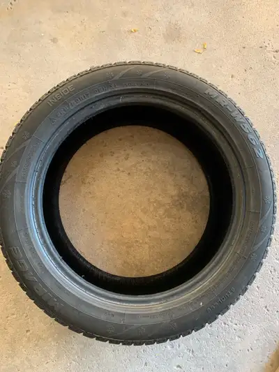 I am selling (4) Mirage MR-W562 tires, size 225/50R17 98H XL. Rim diameter 17 Inches. These are wint...