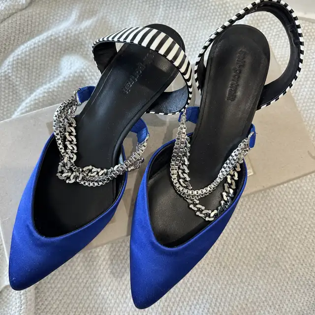 Women's Shoes| self portrait leather+ silk kitty shoes 36 in Women's - Shoes in City of Montréal - Image 2