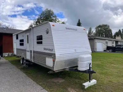 2011 26 ft travel trailer. Half ton towable. Fridge, stove, a/c, hot water etc all work. Queen bed i...