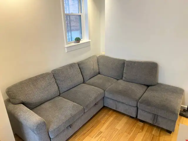 Structube DELPHINE Sectional Sofa-Bed in Couches & Futons in City of Toronto - Image 2