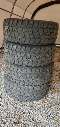 33x12.50 r15 Mickey Thompson ATZ P3 Tires