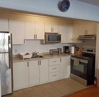 3 1/2 - Metro Snowdon NDG/CDN - 1350$ * Well lit 1 bedroom 1apartment in Notre Dame De Grace/Cote De...