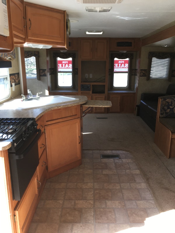 2008 Keystone bumper pull camper Travel Trailers & Campers