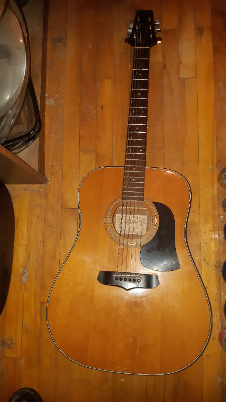 Aria LW-10 acoustic guitar japan vintage dans Guitares  à Ville de Montréal