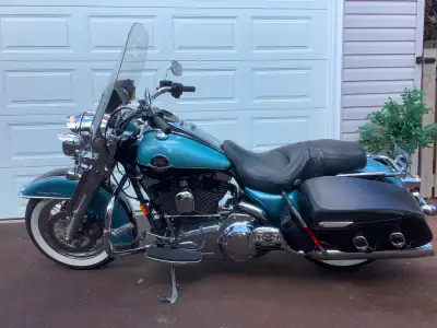 2008 Harley Davidson Road King Classic, 60,000km, One Owner, Never Laid Down, Upgraded Signal Lights...