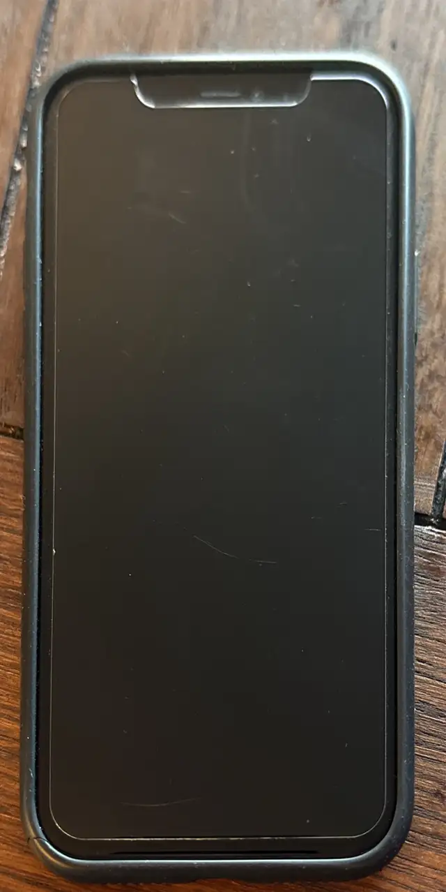 iPhone 11 like new in Cell Phones in Thunder Bay - Image 4