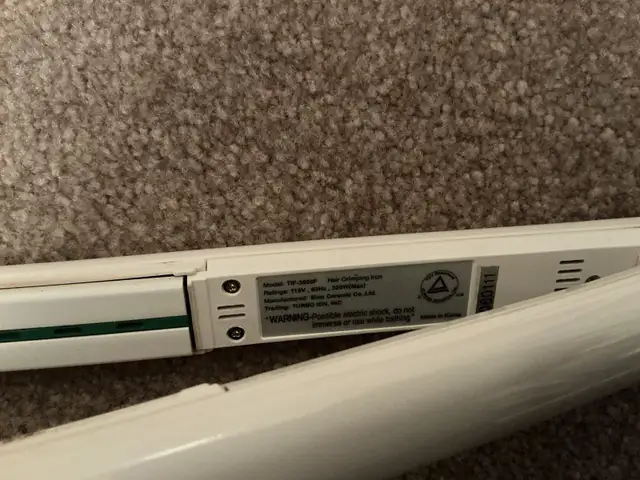 CROC Greenion Hair Iron - White in Health & Special Needs in City of Toronto - Image 8