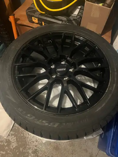 This is a Brand New package, never driven on. Ordered for a car that got traded in. RSSW 5x114.3 pat...