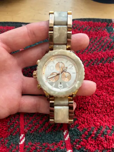 nixon watches in All Categories in Calgary Kijiji Marketplaces