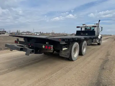 Mack AI375 engine, Allison automatic transmission, engine brake, A/C, NRC 40 TB 26’ rollback bed, bi...