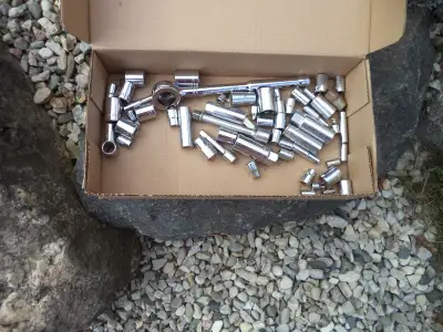 I am selling a Craftsman socket set most piece are there some missing. I am asking $10.00 or best of...