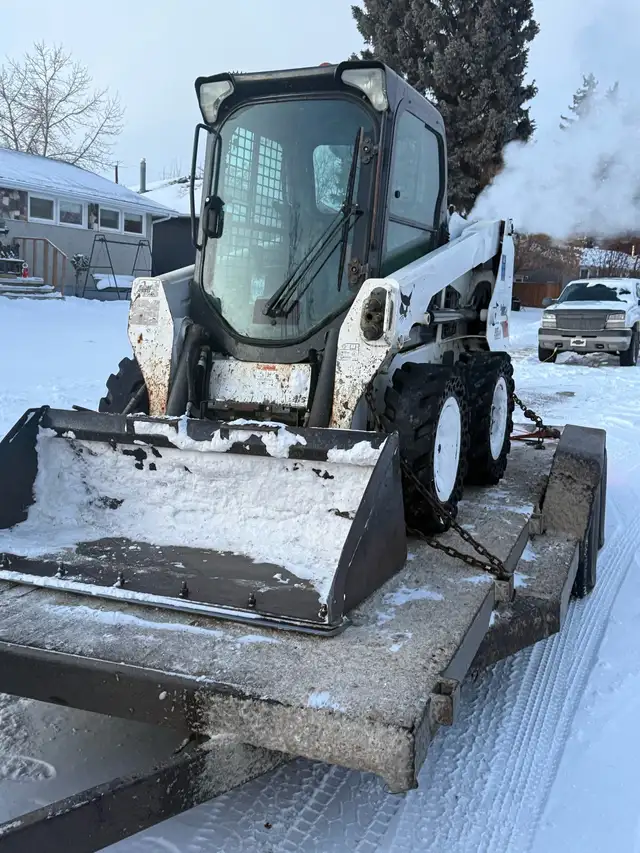 Snow Removal & Sanding Services539802823967395841