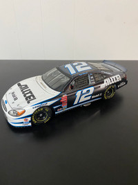 Ryan Newman #12 2002 Action 1/24  Diecast