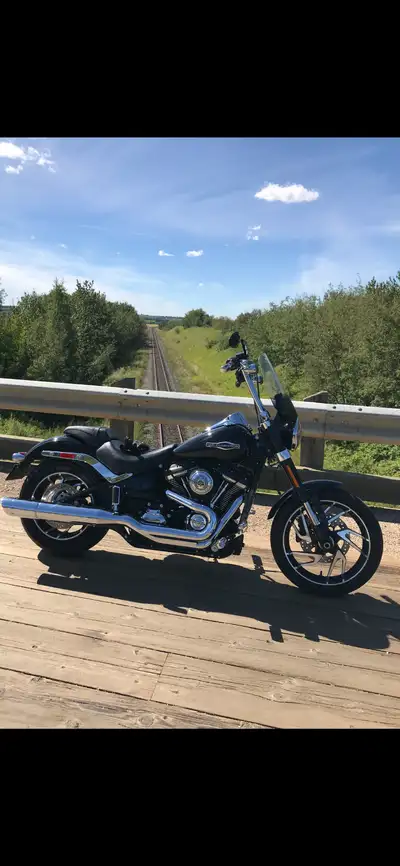 2018, Harley, Davidson, sport glide, with chrome Willie G theme. Stage one and multiple upgrades to...