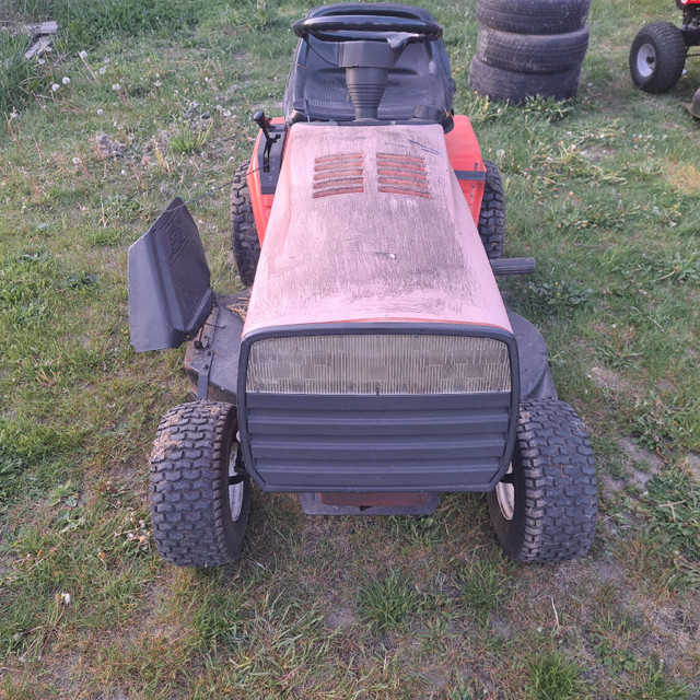 Husqvarna riding mower Lawnmowers & Leaf Blowers London Kijiji