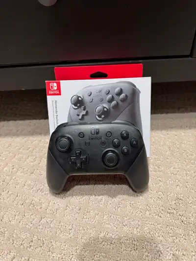 Nintendo Switch Pro Controller Used. Still Works Perfectly.