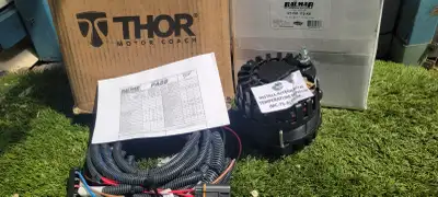 Alternateur Balmar XT-170 (neuf dans sa boîte) et son filage pour VR classe B ou bateau (photo1) Les...