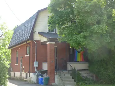 3 Bedroom House for Rent in Stratford