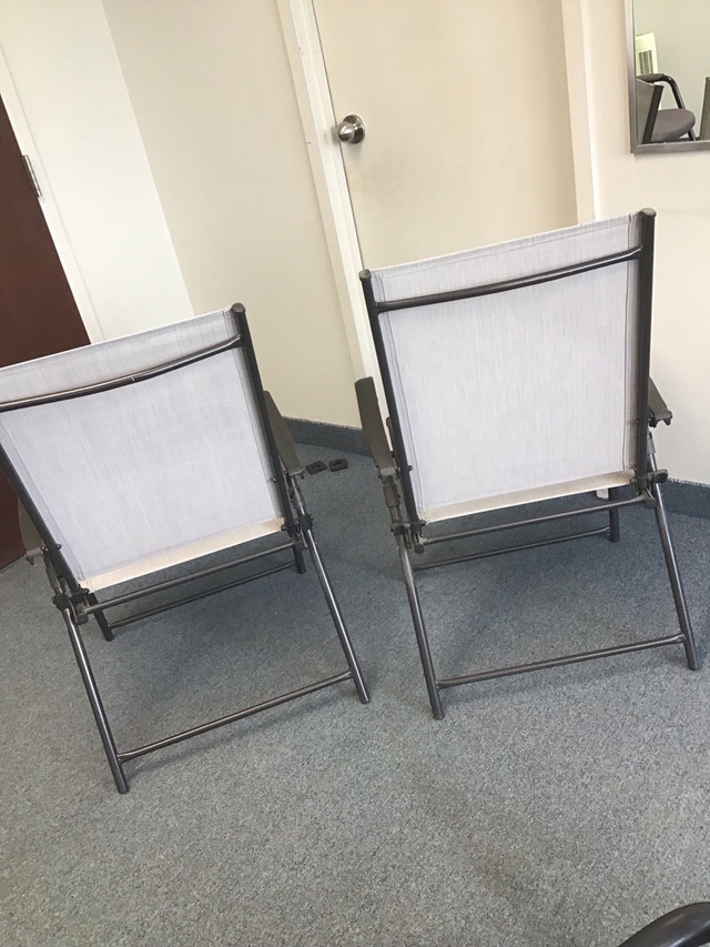 2 chaises pliantes pour extérieur comme neuf 100$ pour les 2 dans Mobilier pour terrasse et jardin  à Longueuil/Rive Sud - Image 4