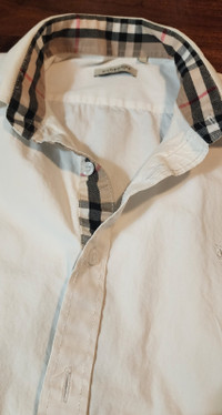 Burberry white men shirt (small)