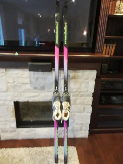 Medalist Country 210cm Waxless Cross Country Skis & Boots, View more