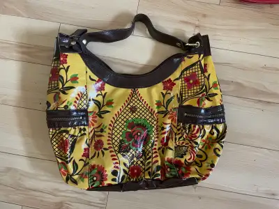 Purse Purge, View more