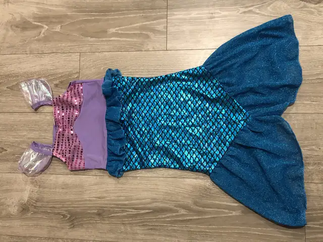 Brand new  Mermaid Costume in Costumes in Oshawa / Durham Region - Image 2