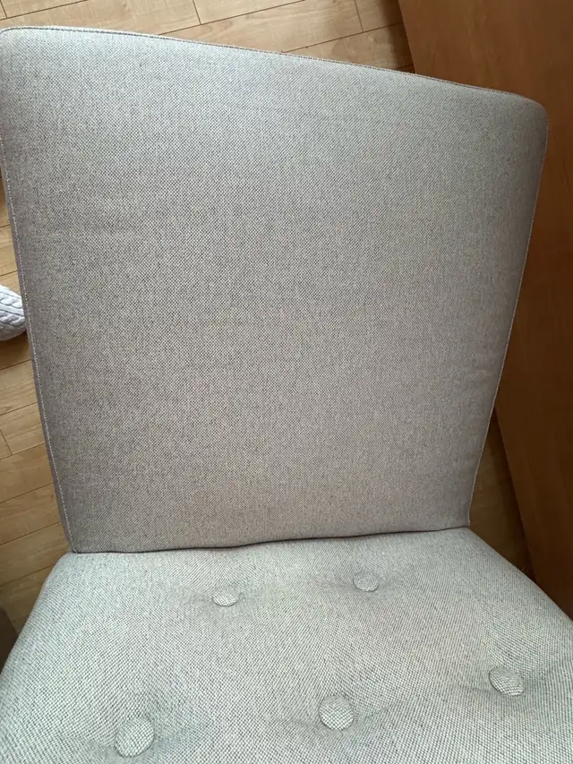 Rare Discontinued IKEA HANSOLLE Premium Tufted Bar Stool in Chairs & Recliners in City of Halifax - Image 7