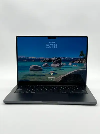 Macbook pro M5 512GB|16GB, View more