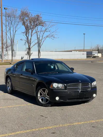 For Sale: 2007 Dodge Charger SXT Loaded Leather, RWD,Powerful V6 3.5L High- Input, Automatic Transmi...